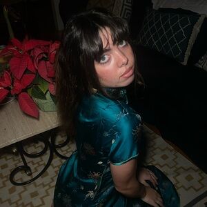 Meet your Posher, Ainsley